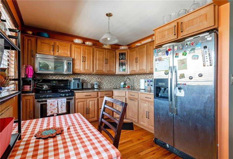 74 Brandis Avenue, Staten Island, New York 10308, 3 Bedrooms Bedrooms, ,2 BathroomsBathrooms,Residential,For Sale,Brandis,490984