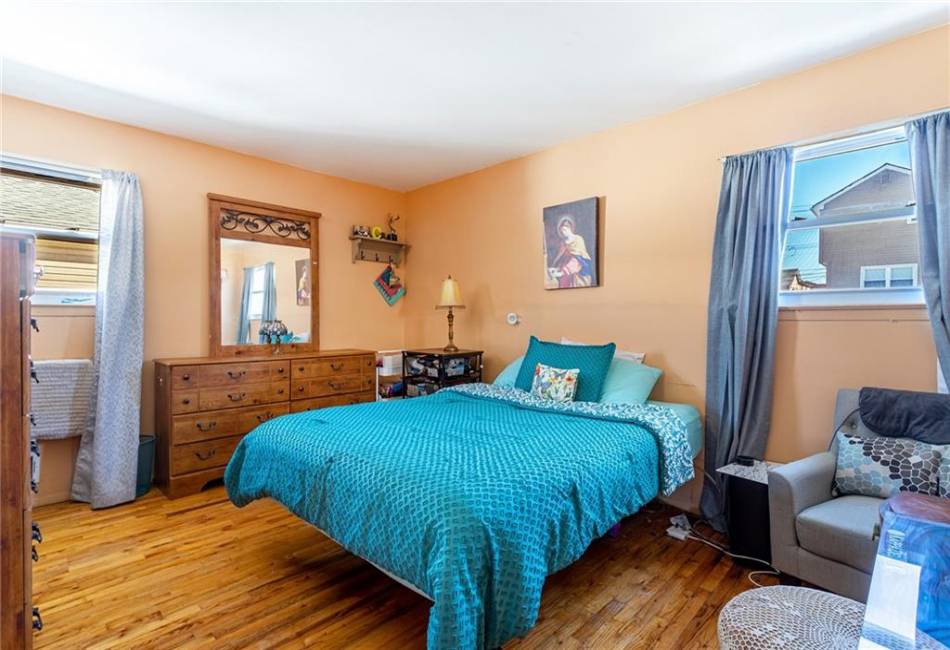 74 Brandis Avenue, Staten Island, New York 10308, 3 Bedrooms Bedrooms, ,2 BathroomsBathrooms,Residential,For Sale,Brandis,490984