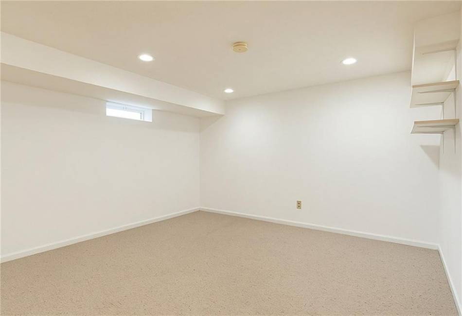 74 Brandis Avenue, Staten Island, New York 10308, 3 Bedrooms Bedrooms, ,2 BathroomsBathrooms,Residential,For Sale,Brandis,490984