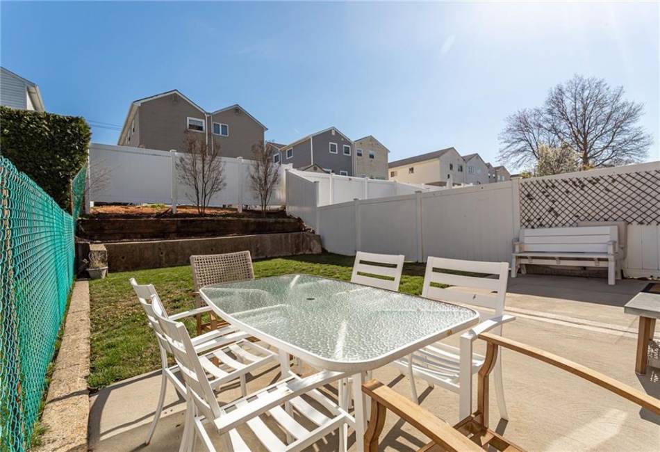 74 Brandis Avenue, Staten Island, New York 10308, 3 Bedrooms Bedrooms, ,2 BathroomsBathrooms,Residential,For Sale,Brandis,490984