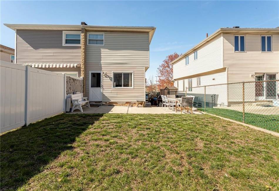 74 Brandis Avenue, Staten Island, New York 10308, 3 Bedrooms Bedrooms, ,2 BathroomsBathrooms,Residential,For Sale,Brandis,490984