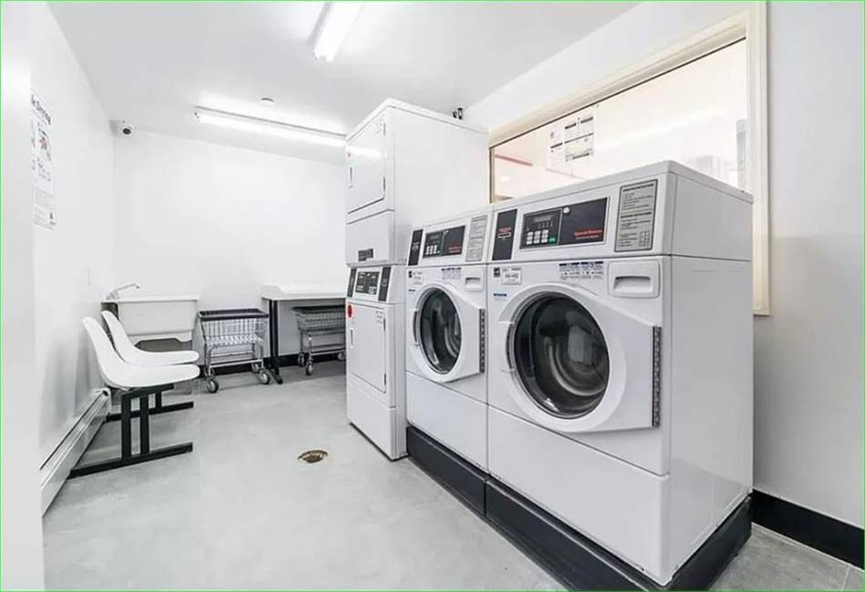 2503 Ocean Avenue, Brooklyn, New York 11229, 2 Bedrooms Bedrooms, ,2 BathroomsBathrooms,Residential,For Sale,Ocean,490994