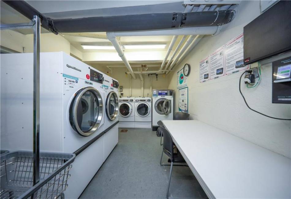 2900 Ocean Avenue, Brooklyn, New York 11235, 1 Bedroom Bedrooms, ,1 BathroomBathrooms,Residential,For Sale,Ocean,490965