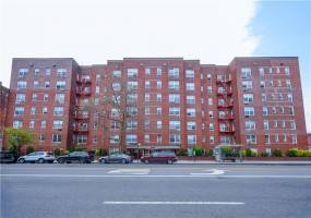 2900 Ocean Avenue, Brooklyn, New York 11235, 1 Bedroom Bedrooms, ,1 BathroomBathrooms,Residential,For Sale,Ocean,490965