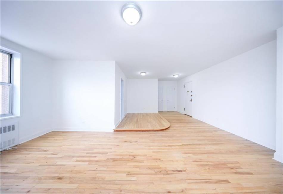 2900 Ocean Avenue, Brooklyn, New York 11235, 1 Bedroom Bedrooms, ,1 BathroomBathrooms,Residential,For Sale,Ocean,490965