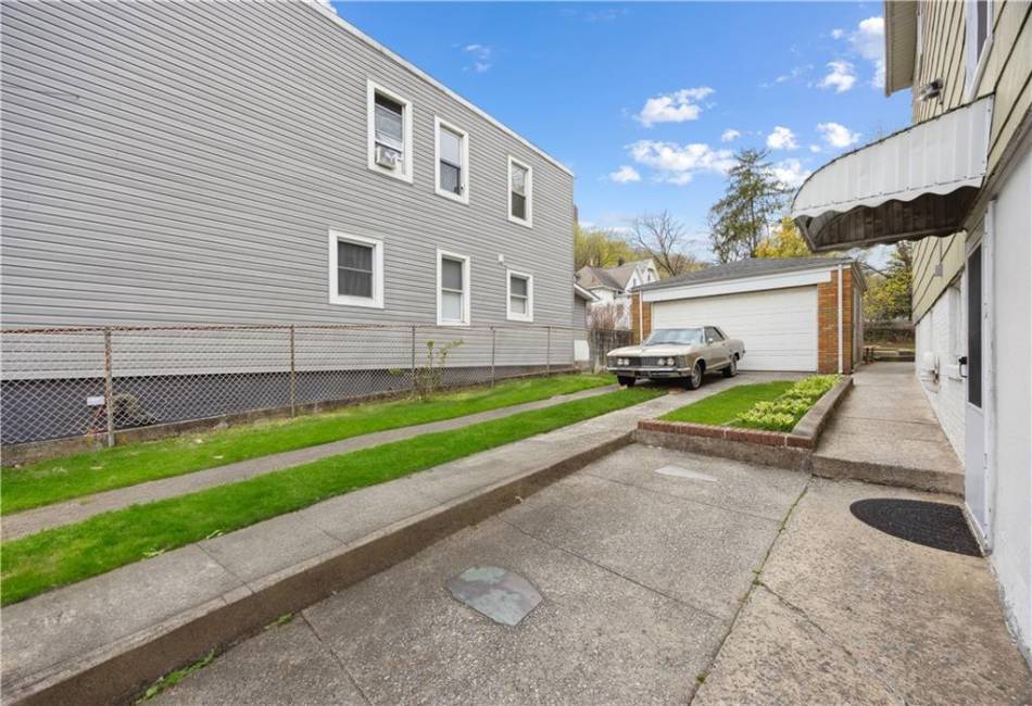 980 Van Duzer Street, Staten Island, New York 10304, 5 Bedrooms Bedrooms, ,Residential,For Sale,Van Duzer,490974