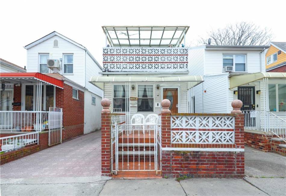 1728 2nd Street, Brooklyn, New York 11223, 4 Bedrooms Bedrooms, ,3 BathroomsBathrooms,Residential,For Sale,2nd,490996