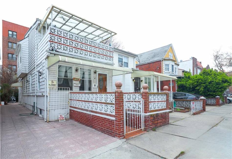 1728 2nd Street, Brooklyn, New York 11223, 4 Bedrooms Bedrooms, ,3 BathroomsBathrooms,Residential,For Sale,2nd,490996