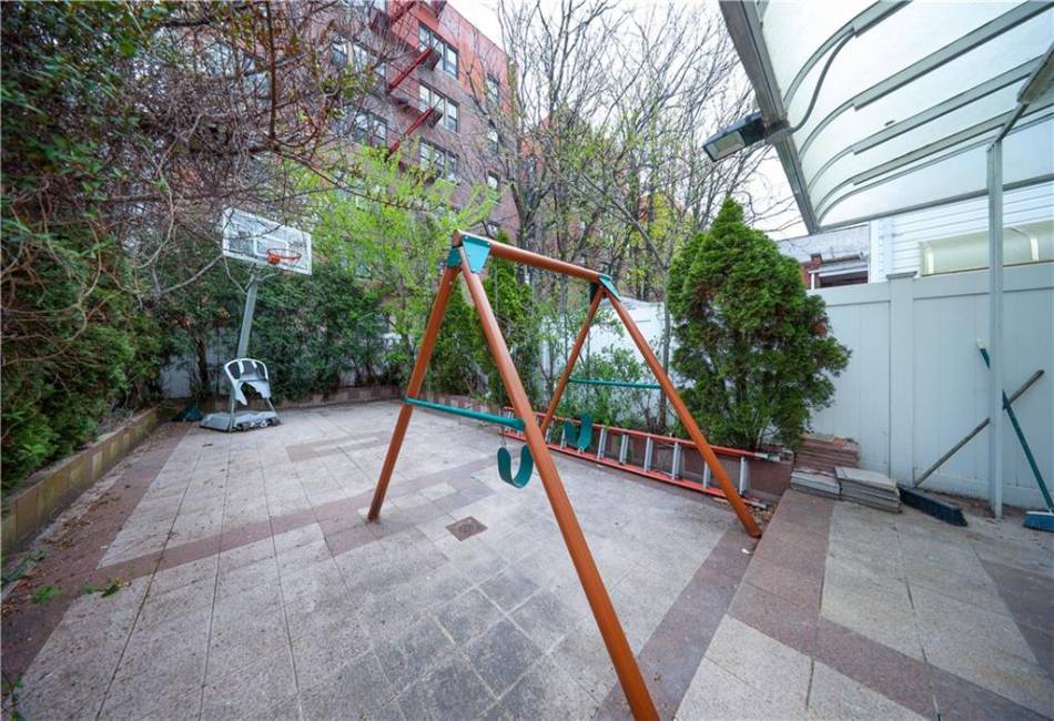 1728 2nd Street, Brooklyn, New York 11223, 4 Bedrooms Bedrooms, ,3 BathroomsBathrooms,Residential,For Sale,2nd,490996