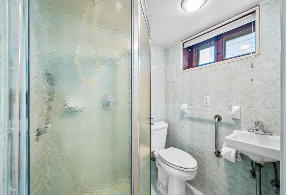 1142 78th Street, Brooklyn, New York 11228, 3 Bedrooms Bedrooms, ,2 BathroomsBathrooms,Residential,For Sale,78th,490998