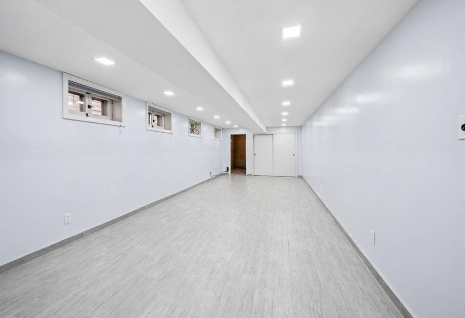 1142 78th Street, Brooklyn, New York 11228, 3 Bedrooms Bedrooms, ,2 BathroomsBathrooms,Residential,For Sale,78th,490998