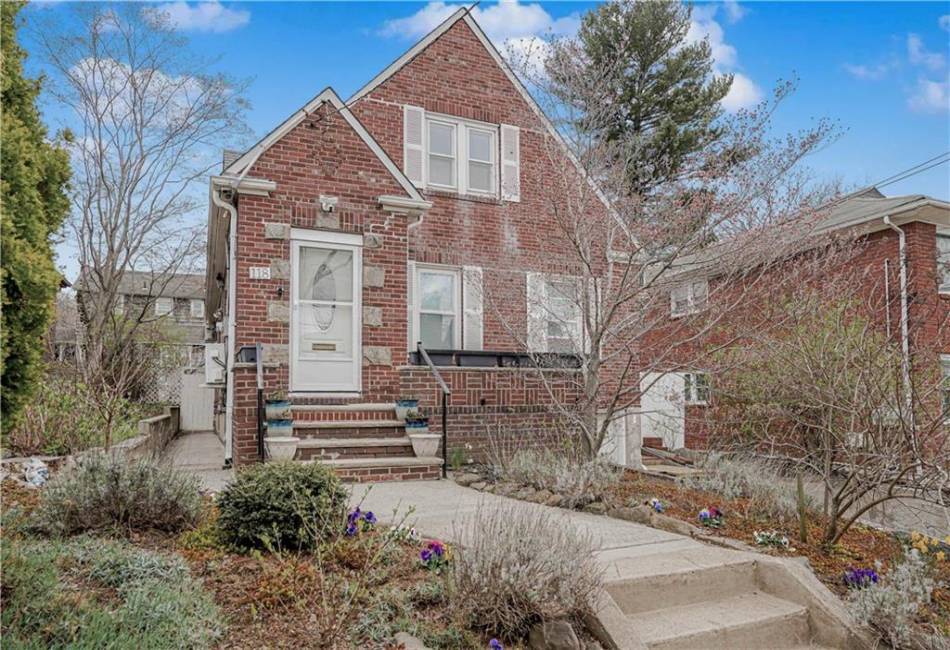 118 Van Cortlandt Avenue, Staten Island, New York 10301, 5 Bedrooms Bedrooms, ,3 BathroomsBathrooms,Residential,For Sale,Van Cortlandt,490999
