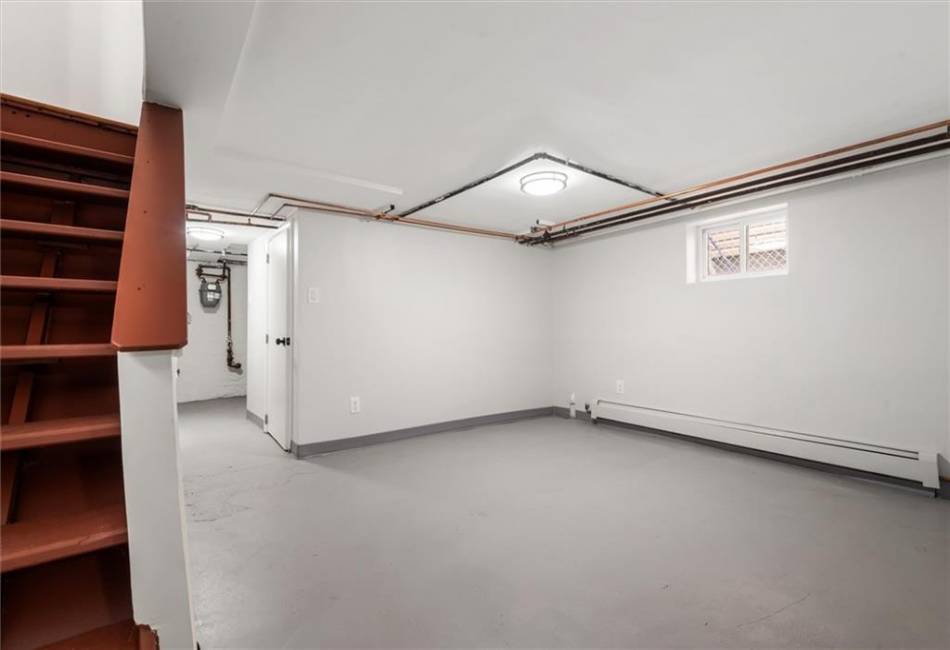 934 98th Street, Brooklyn, New York 11236, 3 Bedrooms Bedrooms, ,2 BathroomsBathrooms,Residential,For Sale,98th,491008