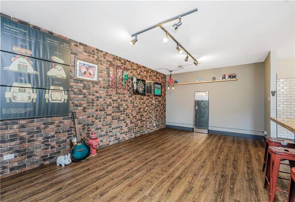 9707 4th Avenue, Brooklyn, New York 11209, 1 Bedroom Bedrooms, ,1 BathroomBathrooms,Residential,For Sale,4th,490953
