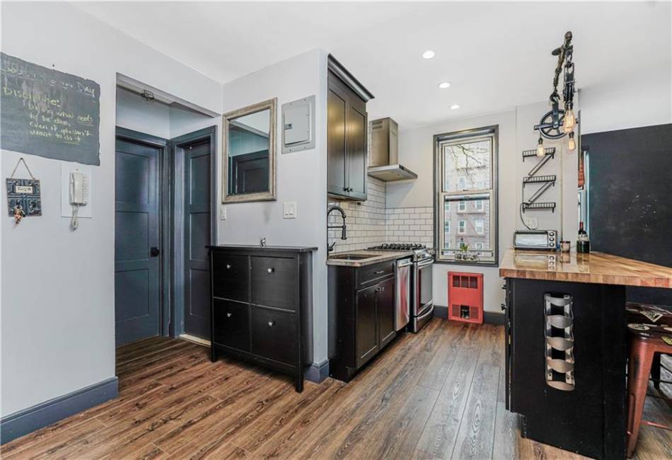 9707 4th Avenue, Brooklyn, New York 11209, 1 Bedroom Bedrooms, ,1 BathroomBathrooms,Residential,For Sale,4th,490953