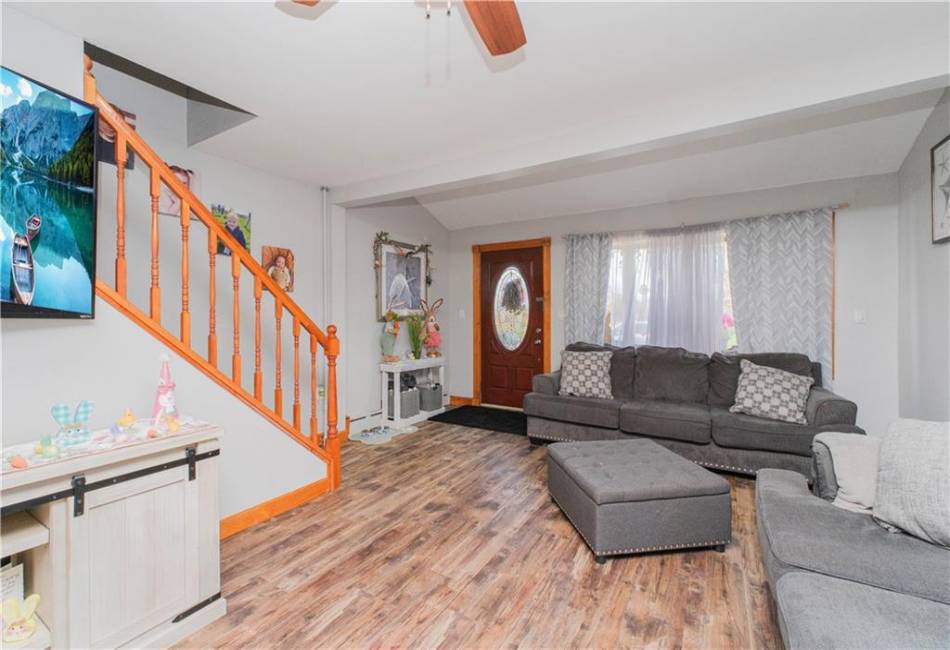 177 Cedar Grove Avenue, Staten Island, New York 10306, 3 Bedrooms Bedrooms, ,1 BathroomBathrooms,Residential,For Sale,Cedar Grove,490997