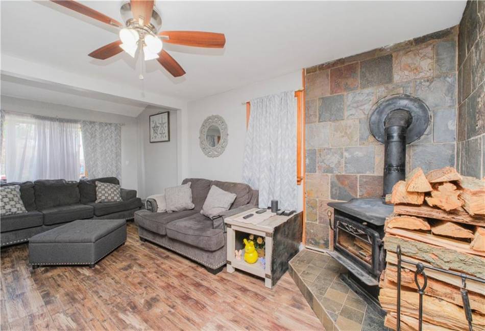 177 Cedar Grove Avenue, Staten Island, New York 10306, 3 Bedrooms Bedrooms, ,1 BathroomBathrooms,Residential,For Sale,Cedar Grove,490997