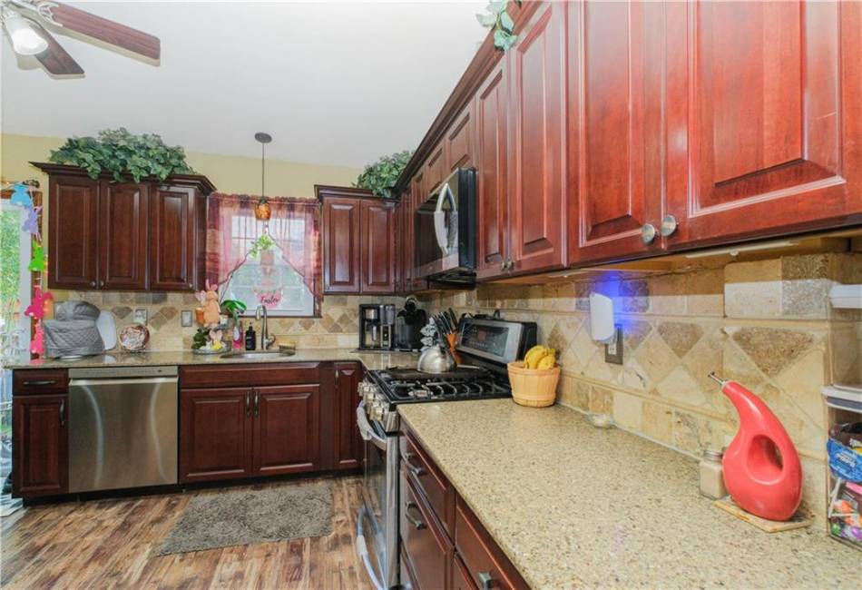 177 Cedar Grove Avenue, Staten Island, New York 10306, 3 Bedrooms Bedrooms, ,1 BathroomBathrooms,Residential,For Sale,Cedar Grove,490997