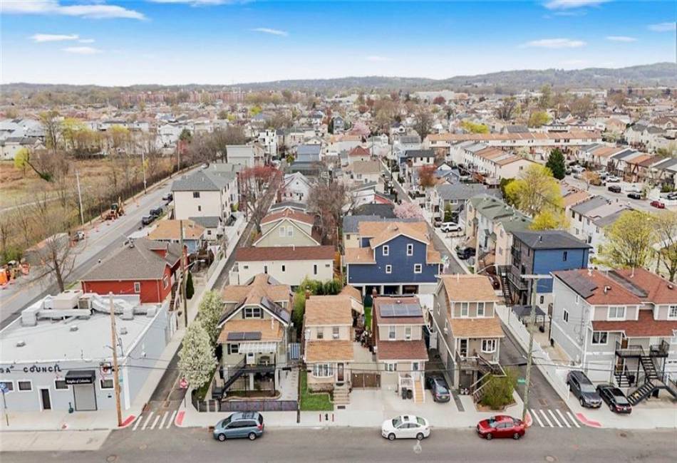 177 Cedar Grove Avenue, Staten Island, New York 10306, 3 Bedrooms Bedrooms, ,1 BathroomBathrooms,Residential,For Sale,Cedar Grove,490997