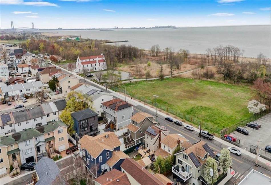 177 Cedar Grove Avenue, Staten Island, New York 10306, 3 Bedrooms Bedrooms, ,1 BathroomBathrooms,Residential,For Sale,Cedar Grove,490997