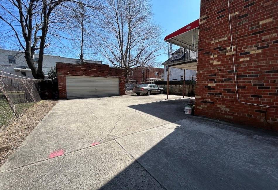 2169 17th Street, Brooklyn, New York 11229, ,6 BathroomsBathrooms,Residential,For Sale,17th,491009