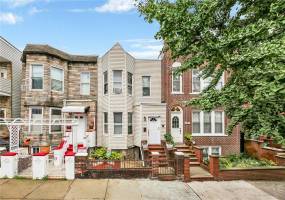 651 20th Street, Brooklyn, New York 11218, 4 Bedrooms Bedrooms, ,3 BathroomsBathrooms,Residential,For Sale,20th,491013