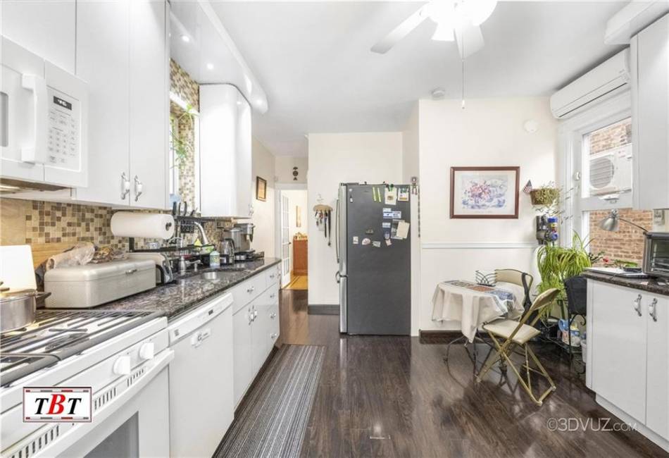 2515 Avenue R, Brooklyn, New York 11229, 3 Bedrooms Bedrooms, ,3 BathroomsBathrooms,Residential,For Sale,Avenue R,491017