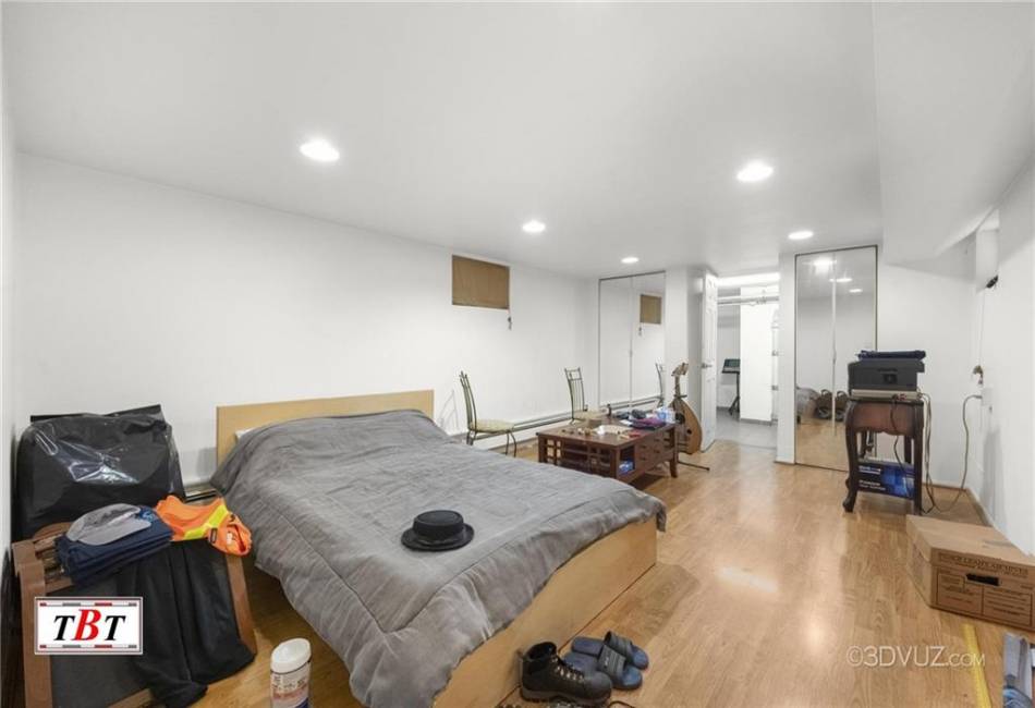 2515 Avenue R, Brooklyn, New York 11229, 3 Bedrooms Bedrooms, ,3 BathroomsBathrooms,Residential,For Sale,Avenue R,491017