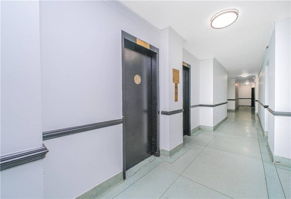770 Ocean Parkway, Brooklyn, New York 11230, 1 Bedroom Bedrooms, ,1 BathroomBathrooms,Residential,For Sale,Ocean,491049