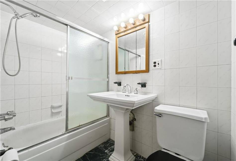 2554 16th Street, Brooklyn, New York 11214, 2 Bedrooms Bedrooms, ,1 BathroomBathrooms,Residential,For Sale,16th,491011