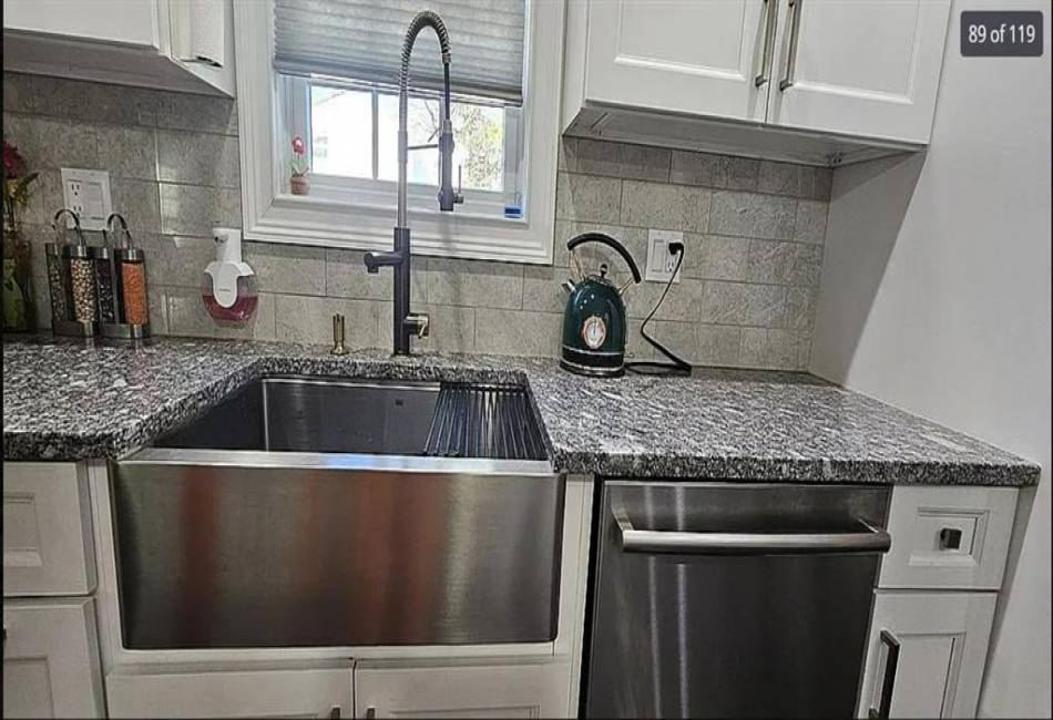 649 Concord Avenue, Williston Park, New York 11596, 5 Bedrooms Bedrooms, ,4 BathroomsBathrooms,Residential,For Sale,Concord,491070
