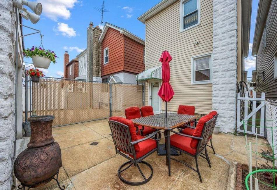 2163 Ryder Street, Brooklyn, New York 11234, 3 Bedrooms Bedrooms, ,2 BathroomsBathrooms,Residential,For Sale,Ryder,491071