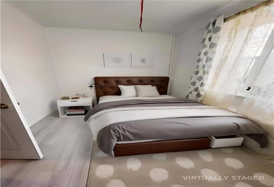 2518 1st Street, Brooklyn, New York 11223, 7 Bedrooms Bedrooms, ,4 BathroomsBathrooms,Residential,For Sale,1st,491078