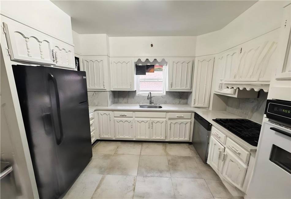 2518 1st Street, Brooklyn, New York 11223, 7 Bedrooms Bedrooms, ,4 BathroomsBathrooms,Residential,For Sale,1st,491078