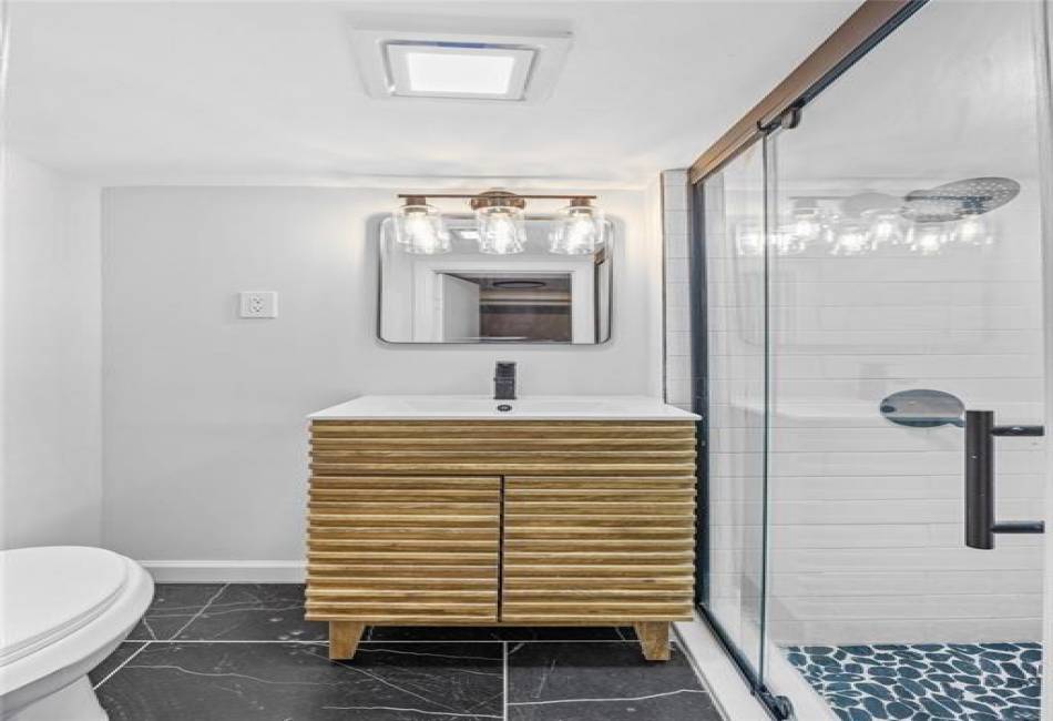 1588 Lincoln Place, Brooklyn, New York 11233, 3 Bedrooms Bedrooms, ,2 BathroomsBathrooms,Residential,For Sale,Lincoln,490811