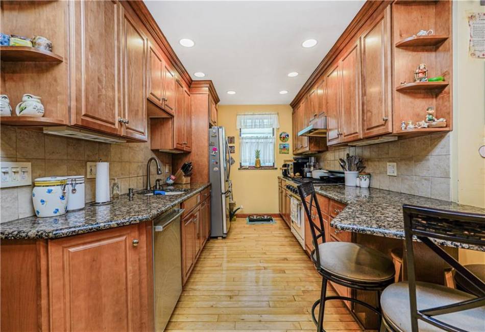 334 83rd Street, Brooklyn, New York 11209, 5 Bedrooms Bedrooms, ,3 BathroomsBathrooms,Residential,For Sale,83rd,491015