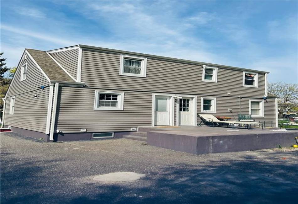 14 16th Street, Huntington Station, New York 11746, 4 Bedrooms Bedrooms, ,2 BathroomsBathrooms,Residential,For Sale,16th,491092