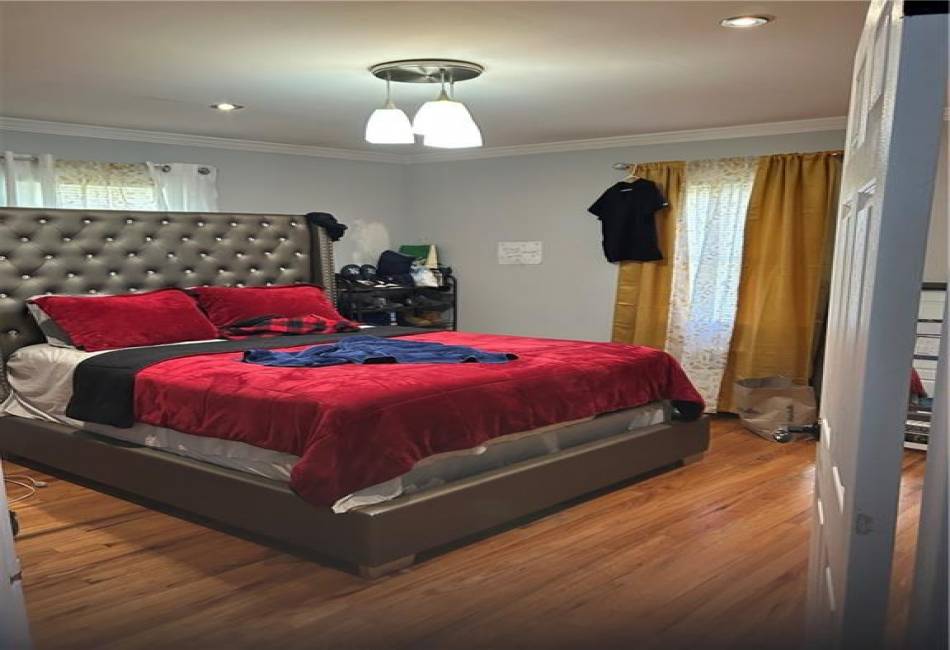 14 16th Street, Huntington Station, New York 11746, 4 Bedrooms Bedrooms, ,2 BathroomsBathrooms,Residential,For Sale,16th,491092