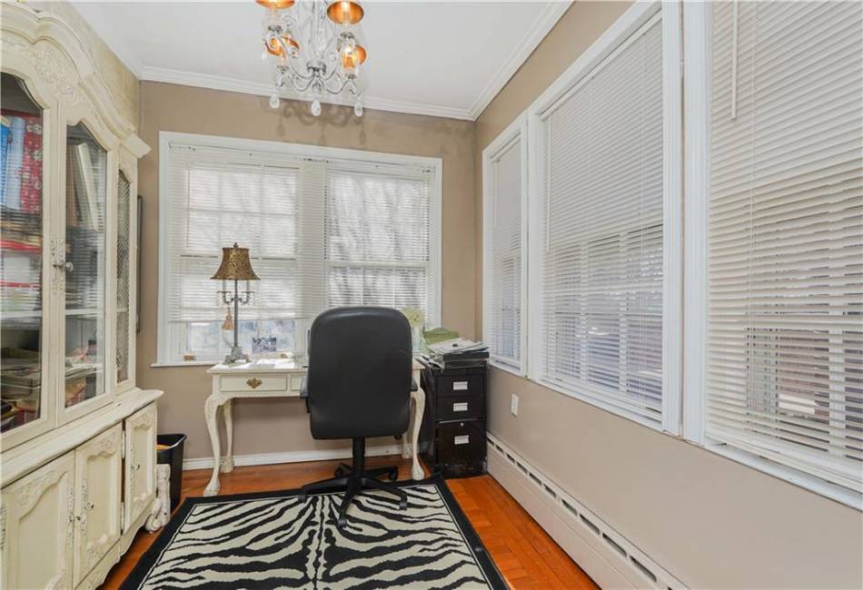 63 Forest Avenue, Staten Island, New York 10301, 7 Bedrooms Bedrooms, ,7 BathroomsBathrooms,Residential,For Sale,Forest,492117