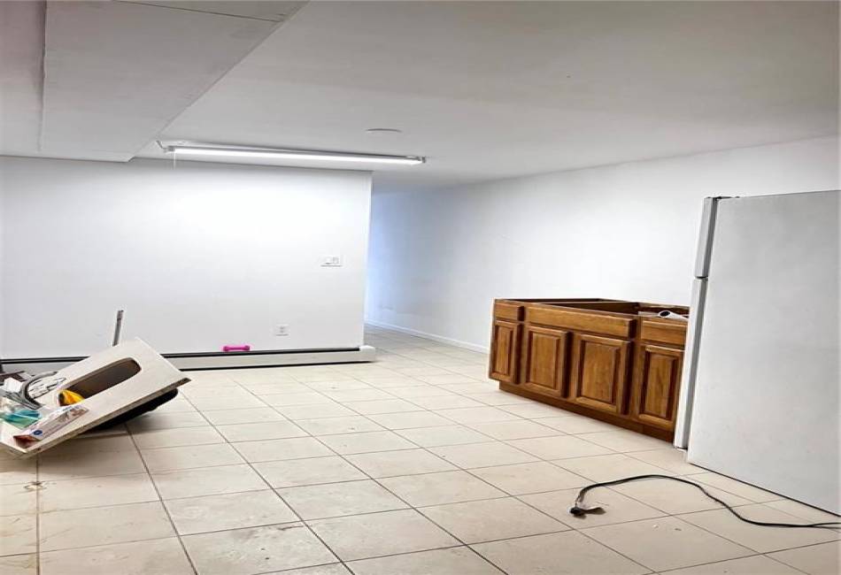 17 Bay 41st Street, Brooklyn, New York 11214, ,Residential,For Sale,Bay 41st,490870