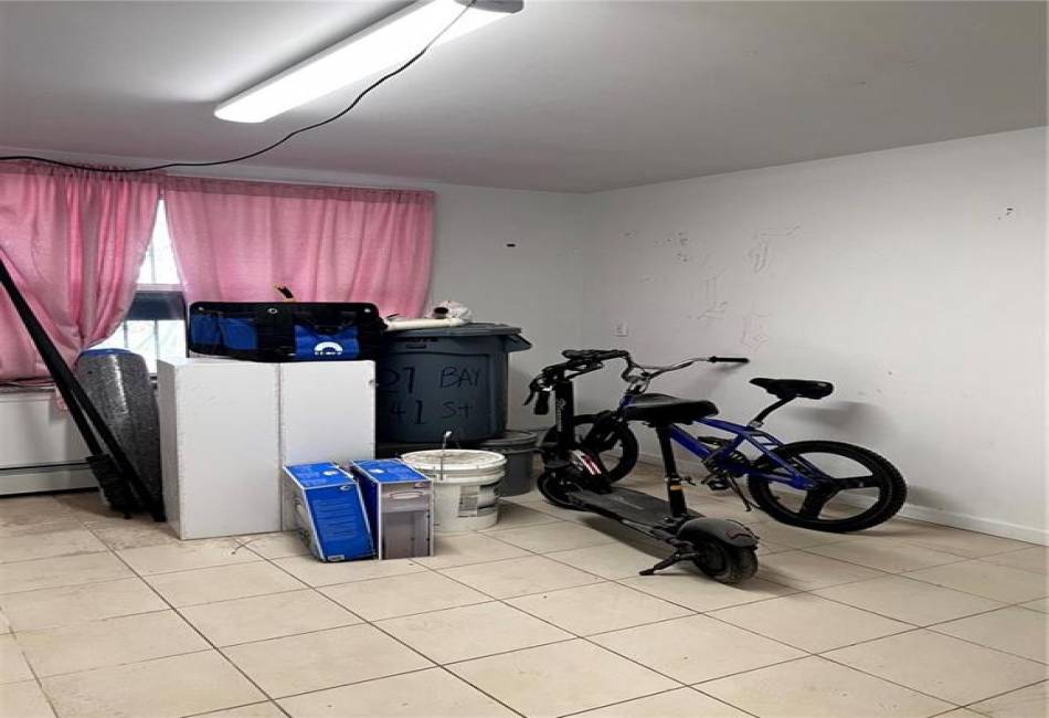 17 Bay 41st Street, Brooklyn, New York 11214, ,Residential,For Sale,Bay 41st,490870