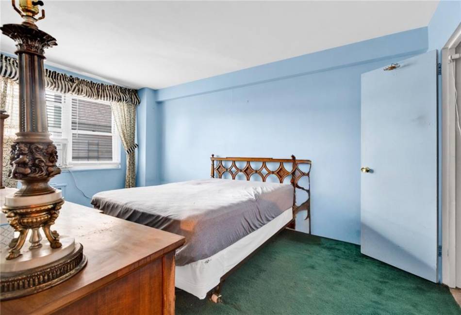 2940 5th Street, Brooklyn, New York 11224, 2 Bedrooms Bedrooms, ,1 BathroomBathrooms,Residential,For Sale,5th,492124