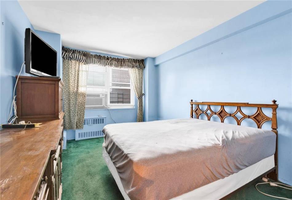 2940 5th Street, Brooklyn, New York 11224, 2 Bedrooms Bedrooms, ,1 BathroomBathrooms,Residential,For Sale,5th,492124