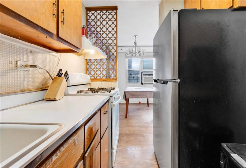 2940 5th Street, Brooklyn, New York 11224, 2 Bedrooms Bedrooms, ,1 BathroomBathrooms,Residential,For Sale,5th,492124