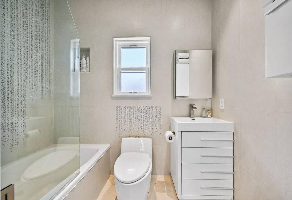 132 Crowell Avenue, Staten Island, New York 10314, 3 Bedrooms Bedrooms, ,4 BathroomsBathrooms,Residential,For Sale,Crowell,492128