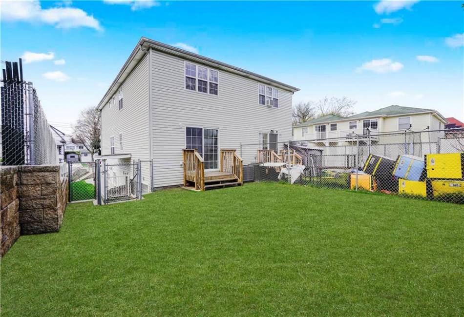 15 Mann Avenue, Staten Island, New York 10314, ,Residential,For Sale,Mann,492148