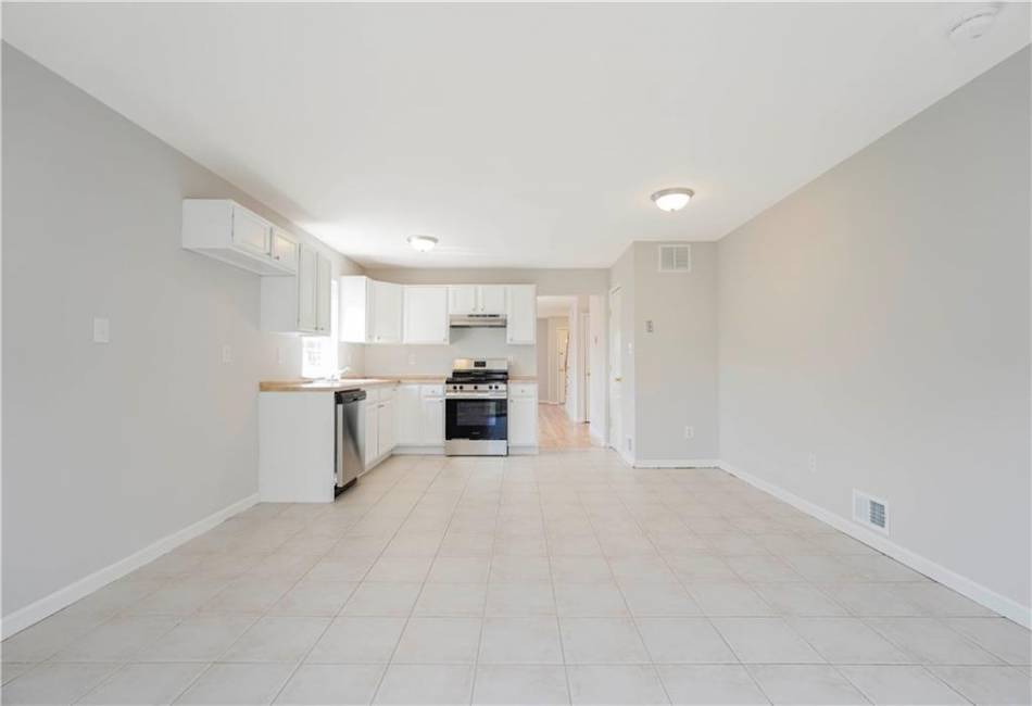 15 Mann Avenue, Staten Island, New York 10314, ,Residential,For Sale,Mann,492148