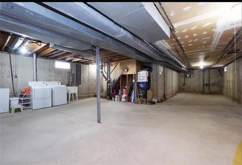 32 Dickie Avenue, Staten Island, New York 10314, 5 Bedrooms Bedrooms, ,3 BathroomsBathrooms,Residential,For Sale,Dickie,492147