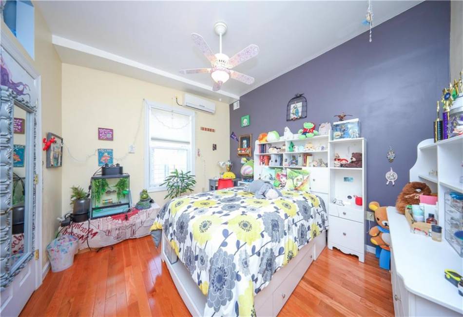 849 73rd Street, Brooklyn, New York 11228, 5 Bedrooms Bedrooms, ,3 BathroomsBathrooms,Residential,For Sale,73rd,492150