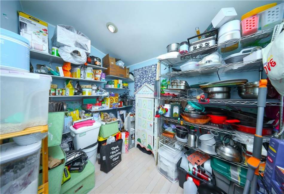849 73rd Street, Brooklyn, New York 11228, 5 Bedrooms Bedrooms, ,3 BathroomsBathrooms,Residential,For Sale,73rd,492150